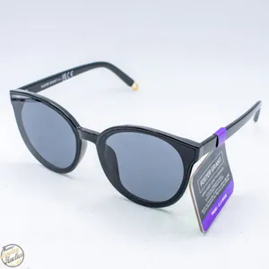 PAIR OF NEW FOSTER GRANT SUNGLASSES
