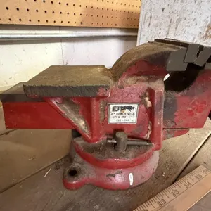 EJT 4 inch Shop Vise