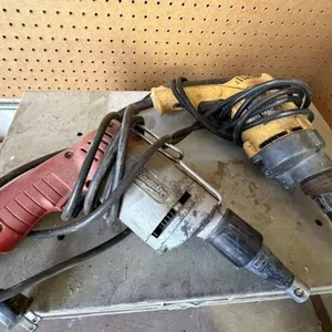 2 Electric Drills