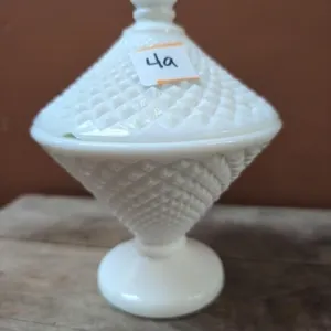 White glass candy dish and lid has chip