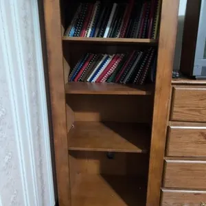 Shelf contents separate 25x19x58