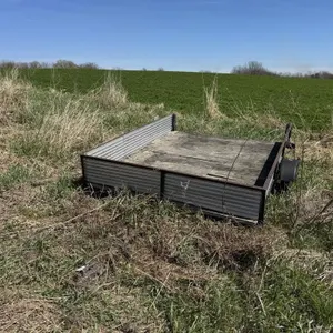 Two wheel trailer