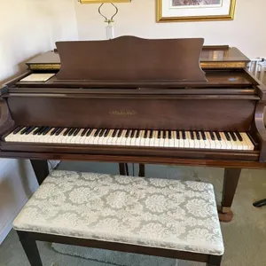 Chickering baby grand piano, all keys work,