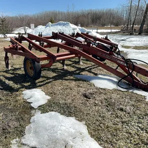 COCKSHUTT 247 12' VIBRA SHANK CULTIVATOR
