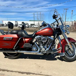 2011 Harley Davidson Road King Motorcycle, 1.6L V-Shaped Twin CAM 96, 62,328km, Rust Orange, *VIN 5HD1FB4A6BB640410 *LOTS 1-2a LINKED FOR SIMULTANEOUS