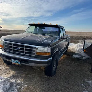 Seller #26.  1993 F-250 4x4 Diesel, 5 speed manual 280,000 miles, runs, good tires, comes with service tank with electric pump