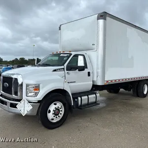 2019 Ford F750 Super Duty box truck