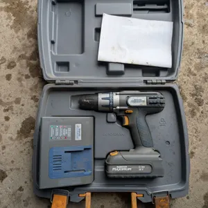 Master Craft Maximum 18V Cordless Drill w/ Case (Works)