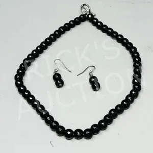 Onyyx bead necklace (14") & earrings