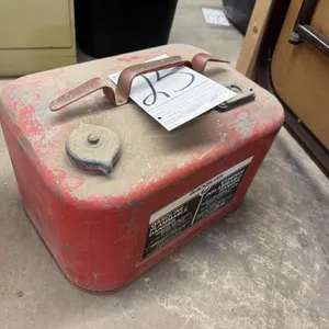 metal quicksilver 25L gas can