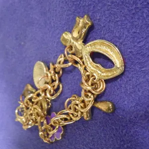 Bracelet w/charms