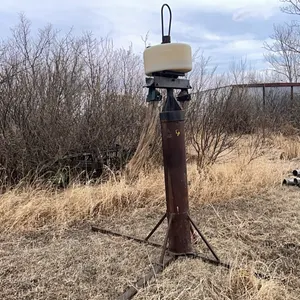 Cattle Oiler - Needs Repair
