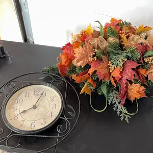 Clock, floral