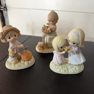 Precious Moments Figurines