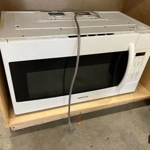 Samsung Microwave
 UNRESERVED