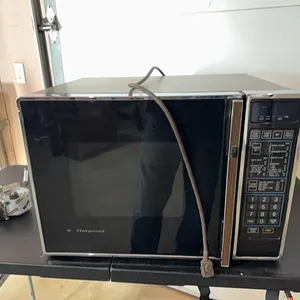 Hotpoint microwave