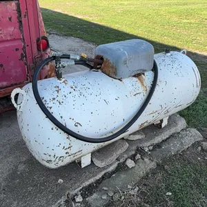 100 Gallon Propane Tank