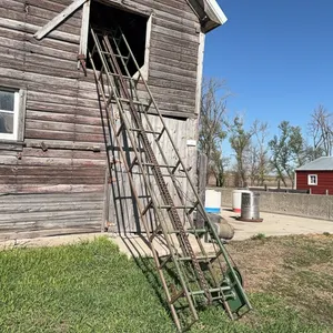 18’ Bale Elevator