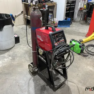Lincoln Electric SP-175 Plus Welder w/ Cart & Gas Cylinder
UNRESERVED