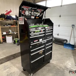 41"x18" International Powered Tool Chest on Casters w/ Contents Included
UNRESERVED