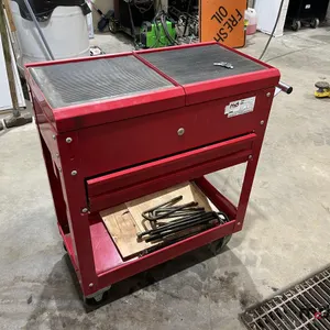 Westward Toolbox on Casters w/ Contents Included
UNRESERVED