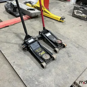 (2) Floor Jacks