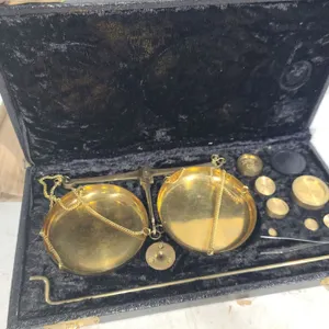 Brass Balance Scales w/ Case 9.5 X 5 (Case Size)