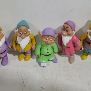 Disney's Seven Dwarves- Vinyl, Tallest: 6 T