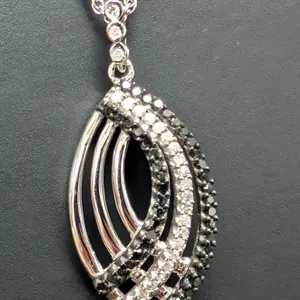 10k(3.35g), NATURAL DIAMOND (0.25ct) NECKLACE 18", SUGGESTED RETAIL VALUE  $3000
