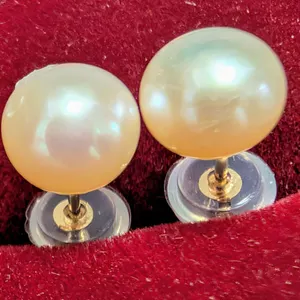 14K F.W.PEARL EARRING, SUGGESTED RETAIL VALUE $300