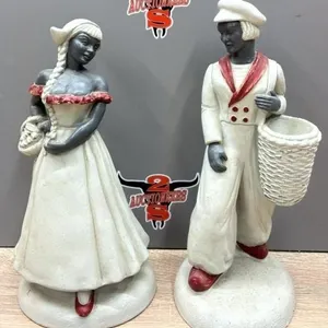Plaster Dutch Couple. 9.5�H.
