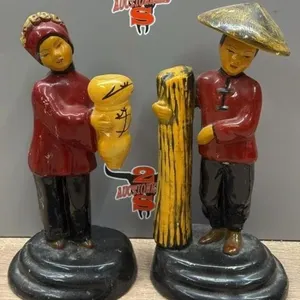 Plaster Asian Couple. 9.5�H.