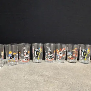 Warner Bros/Looney Tunes drinking glasses
