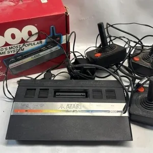 Vintage Atari 2600 Video Game Console with box
