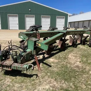 John Deere 2700 5 bottom plow