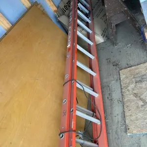 24' STURDY EXTENSION LADDER