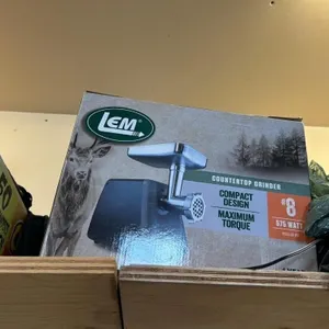 UNUSED LEM #8 MEAT GRINDER