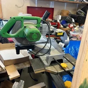 TABLE SAW