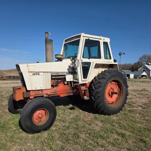 1977  Case  1070  Tractor - Diesel