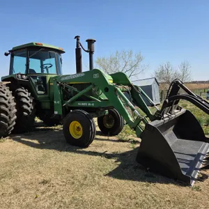 1976  John Deere  4430  Loader Tractor w/Loader