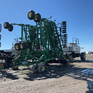 2008 JOHN DEERE 1835 AIR DRILL & 2004 BOURGAULT 5350 AIR CART