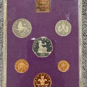 1980 British (6) Coin Set with Medallion