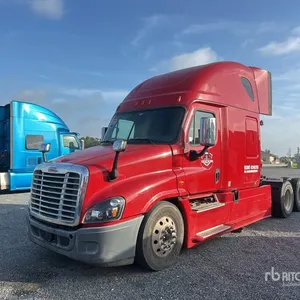 2019 Freightliner Cascadia 125 6x4 T/A Sleeper Truck Tractor