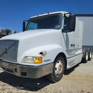 1998 Vovlo semi truck