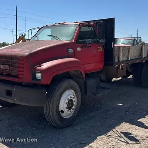 1997 GMC C6500 flatbed truck