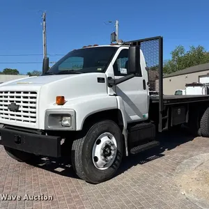 2003 Chevrolet C8500 flatbed truck