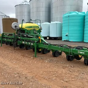 2018 John Deere 1725C Exact Emerge planter