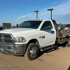 2014 RAM 3500 flatbed pickup truck