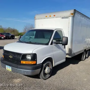 2014 Chevrolet Express 3500 box truck