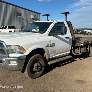 2016 RAM 3500 flatbed pickup truck